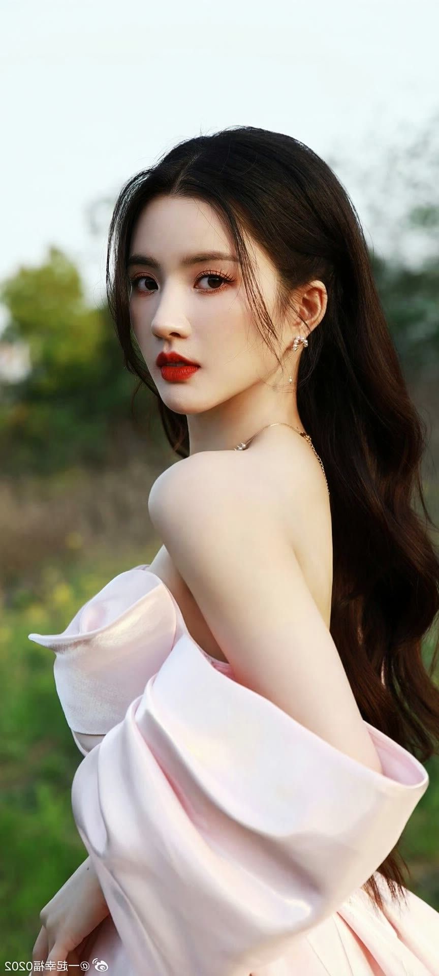 202502141739511218602581.jpg 10018.jpg